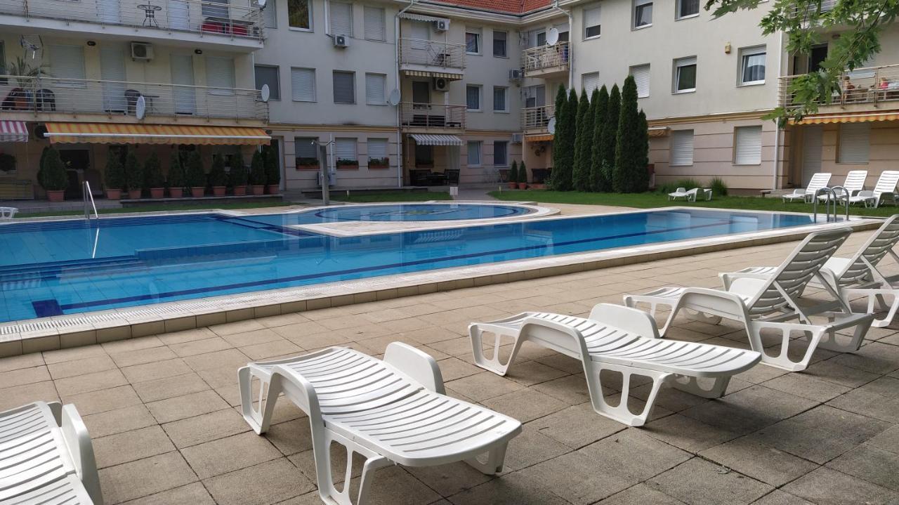 Gabi & Gabi Apartments Hajdúszoboszló 外观 照片