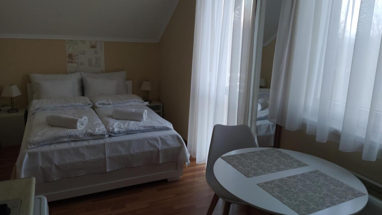 Gabi & Gabi Apartments Hajdúszoboszló 外观 照片